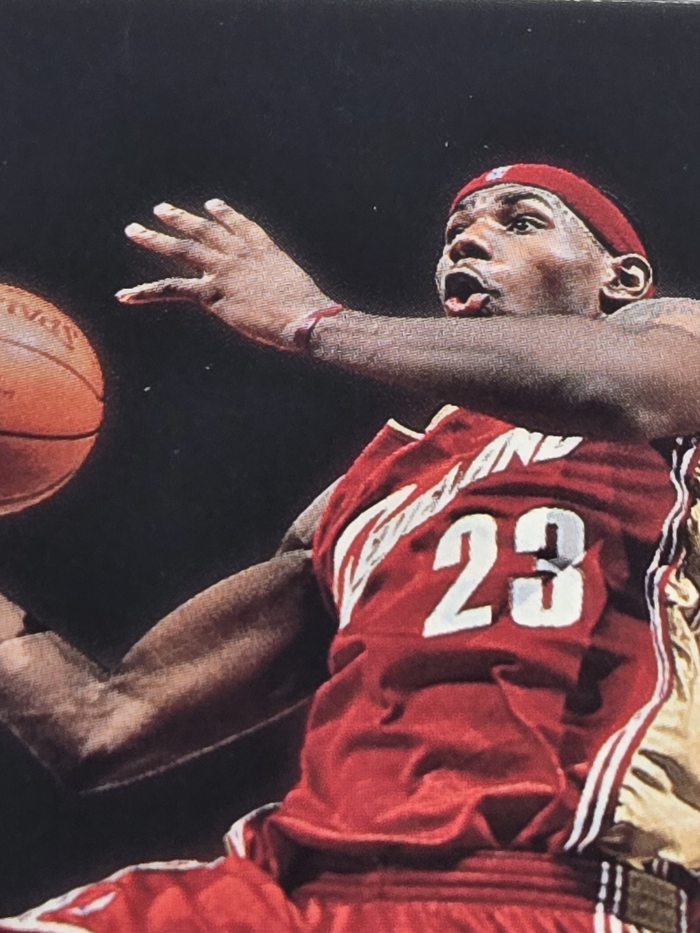 LeBron James Rookie Basketball Card Phenominal Beginning Red Jersey Cavaliers - Picture 6 of 15